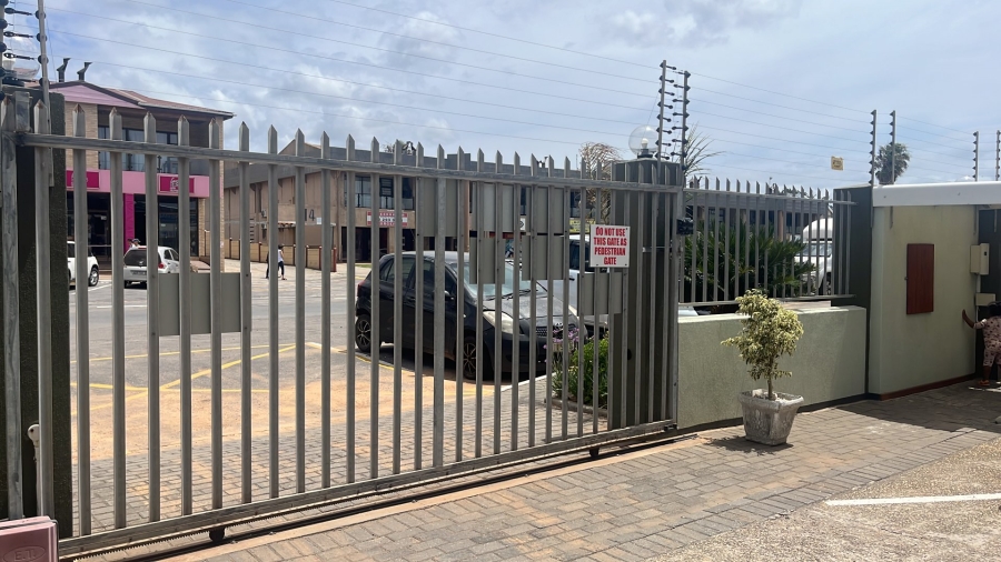 To Let 2 Bedroom Property for Rent in Ferreira Town Eastern Cape